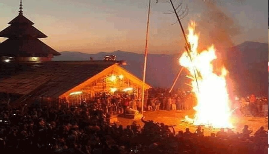 https://pahadsamachar.com/dehradun/devlong-is-a-joint-festival-of-sathi-and-panshai-between-two-thoks-of-65-and-70-villages-in-uttarakhand-devotees-arrive-from-all-over-the-country/